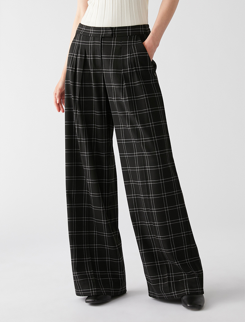 Cross Categories Pantaloni Pennyblack